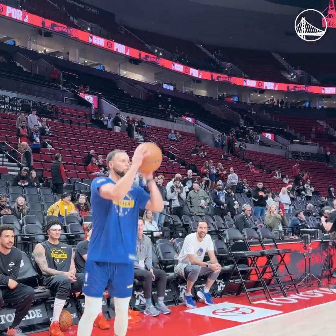 Lefty three? Yeah, Stephen's got that in his bag 🎯