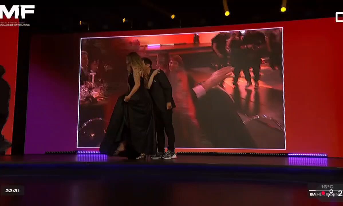 EUFORIA POR EL CONICET! Todos felices que ganaron su #MartinFierroStreaming a mejor transmisión especial ❤️❤️