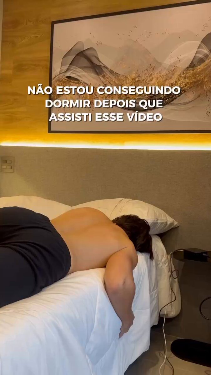 Palavras não somem no ar. Elas ficam gravadas no seu corpo. Seu corpo registra TUDO e cobra depois.