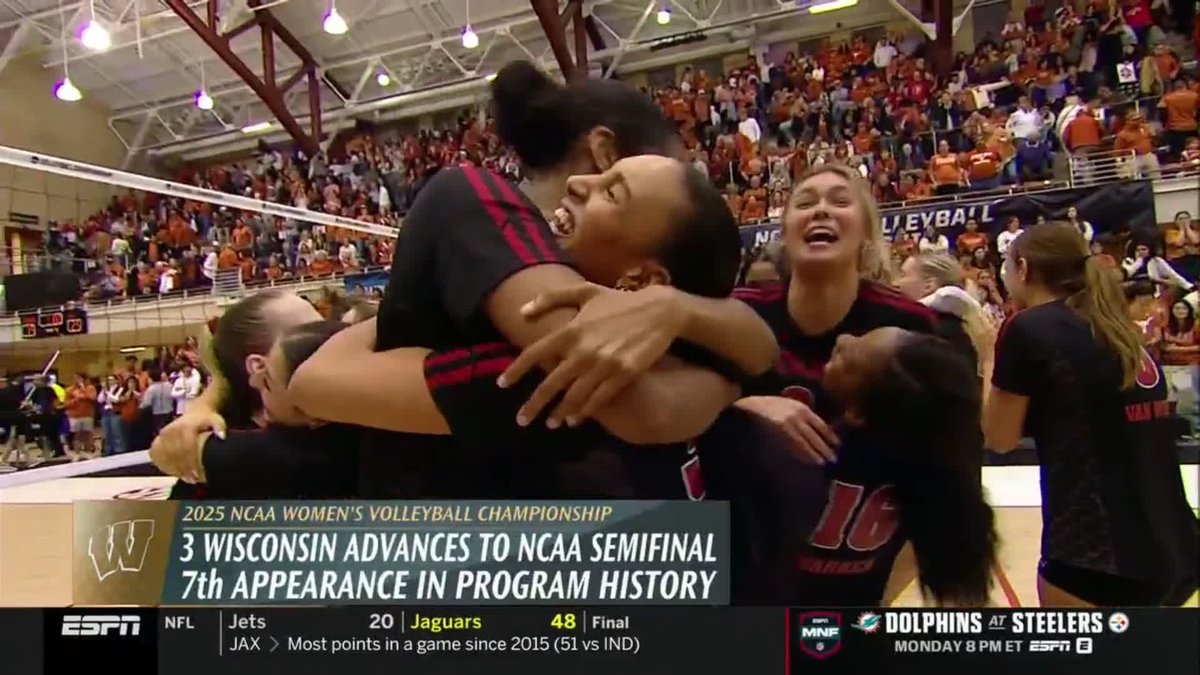 WISCONSIN TO THE NATIONAL SEMIFINALS 🎉 #NCAAWVB x 🎥 ESPN / Wisconsin Volleyball