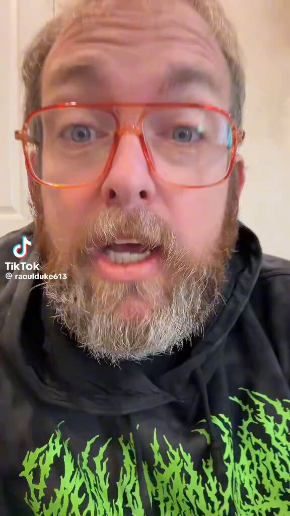 Everything this man is saying is true. The entirety of the right wing media ecosystem is comprised of propeller hat wearing idiots, dropouts, and sellouts. Mostly funded by Israel and Russia through back channels.