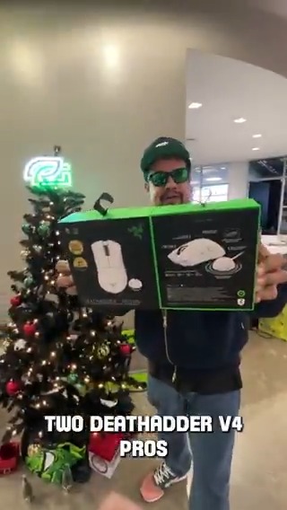 Day 1 of #OpTic12Days, we'll be giving away TWO R Λ Z Ξ R DeathAdder V4 Pro Mice. Spreading some holiday cheer with a new addition to your setup 🖱️🔥 Like, RT and tag 2 friends for a chance to win #RazerPartner