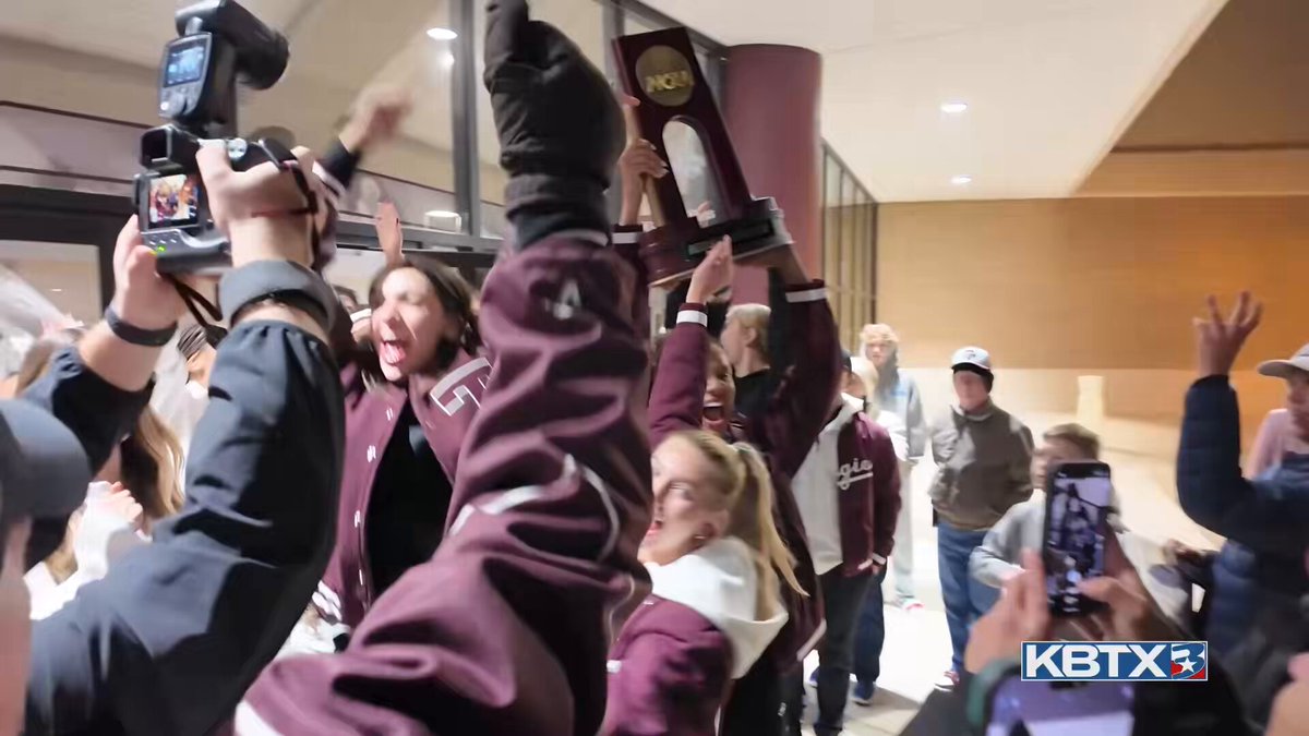 Impromptu Aggie War Hymn breaks out at Texas A&amp;M volleyball welcome back gathering at Reed Arena.