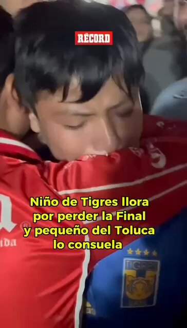 ¡DE ESTO SE TRATA EL FUTBOL! ⚽️ La rivalidad siempre debe quedarse en la cancha. 👏🏼 ¡Ya vendrá la de Tigres! 🐯 👹 📹 Pablo LM