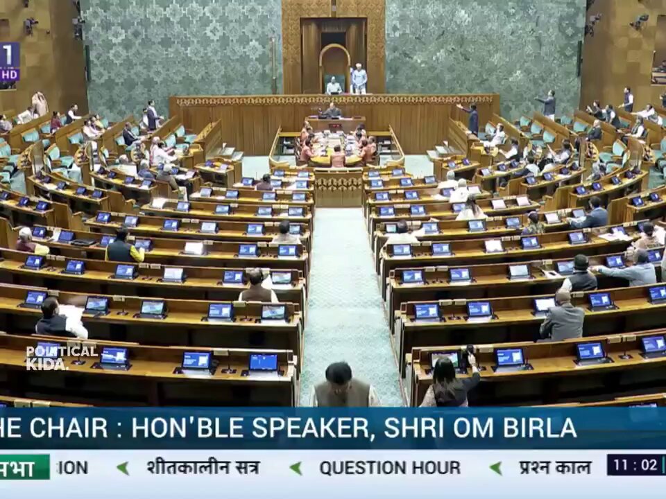 🚨 BJP in AGGRESSIVE mode on “Modi teri kabr khudegi” remark in Congress rally. Union Ministers Kiren Rijiju &amp; JP Nadda DEMANDS apology from Sonia Gandhi. JP Nadda: “Remarks against PM Modi during Congress rally reflect their thinking.”