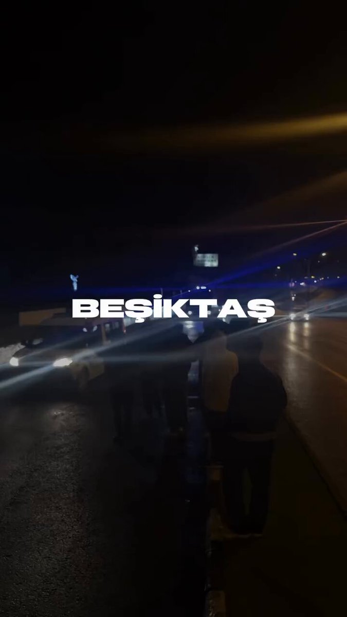 Trabzon'dan dönen Beşiktaş kafilesi, tesislerde tepkiyle karşılandı. "Beşiktaş saldırır, böyle ruhsuz olmaz, Şanlı Beşiktaş'a bu oyun yakışmaz!"