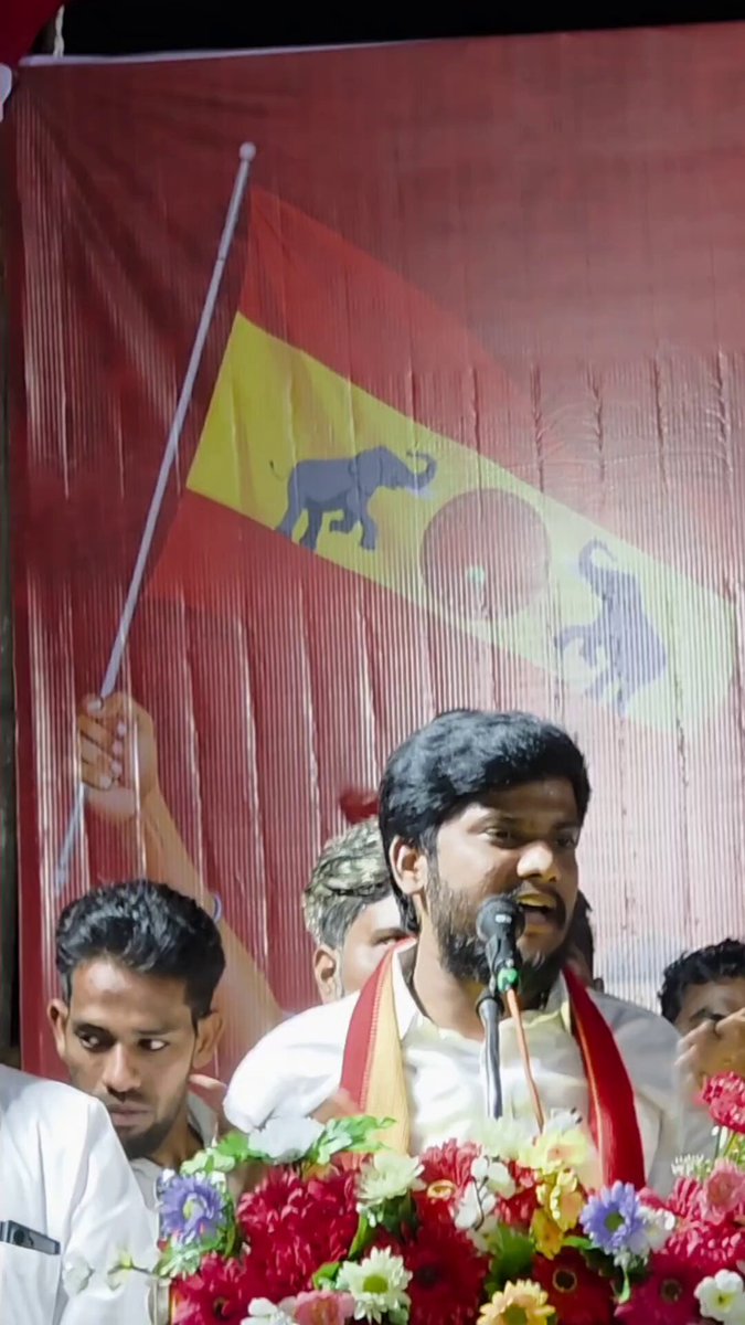 10 வருஷம் இல்லை இனிமேல் பெர்மனன்ட் ஆக DMK மன்னராட்சி வீட்டுல தான்!!! நேற்றைய தினம் இராணிப்பேட்டை மாவட்டம் ஆற்காடு தொகுதியில் நடைபெற்ற கொள்கைப் பரப்புரை கூட்டத்தில் எனது உரையில் இருந்து ஒரு பகுதி! TVK Vijay | N Anand #தமிழகவெற்றிக்கழகம்