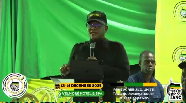 [WATCH] On a lighter note, the ANC must be resilient like Kaizer Chiefs fans. No matter what happens to Kaizer Chiefs they will always be a great brand because their supporters are resilient through think and thin. #ANCRenewal