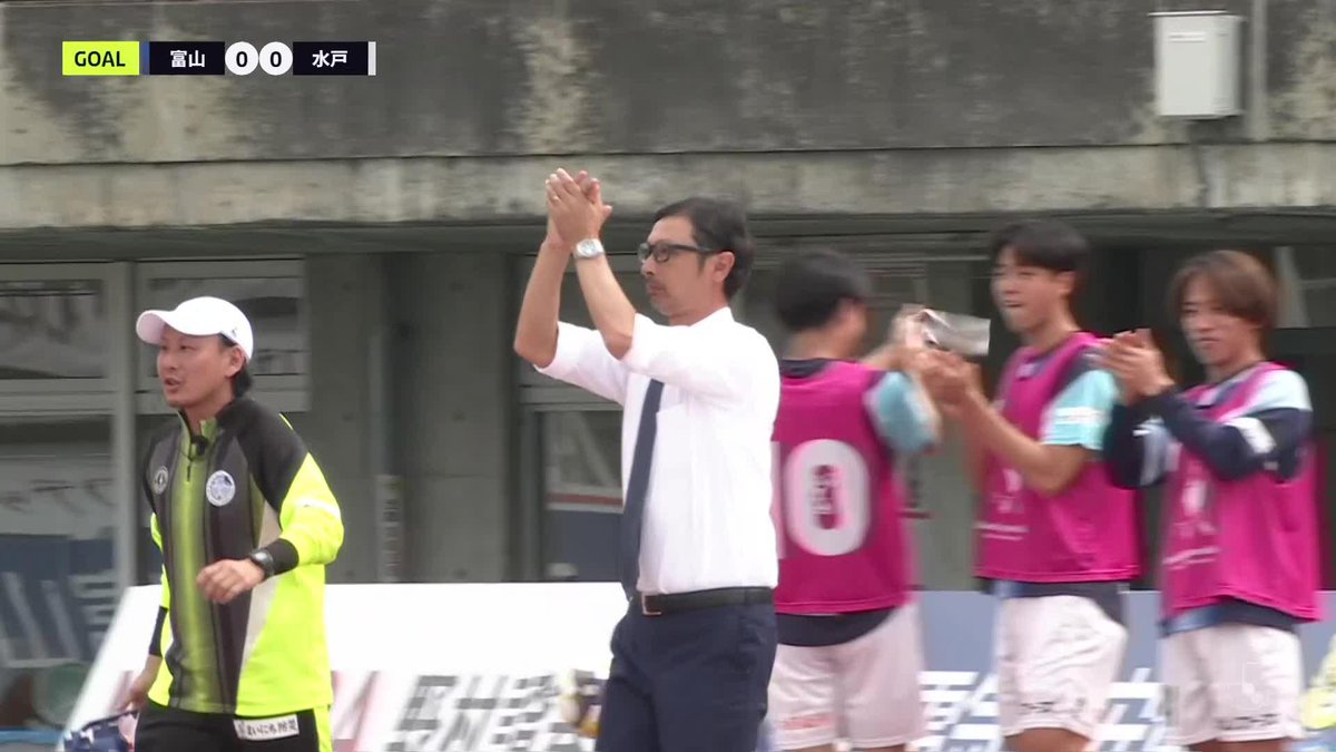 #J2有力選手リスト 板倉 健太（水戸ホーリーホック） DF 182cm 23歳 36試合0得点1アシスト 大卒1年目。水戸をJ1に導いた右CBの守備職人。的確な読みで相手の攻撃を潰し、精度の高い縦パスで攻撃の起点に。リーダーシップもあり、ビルドアップが巧みで弱点が見当たらない。