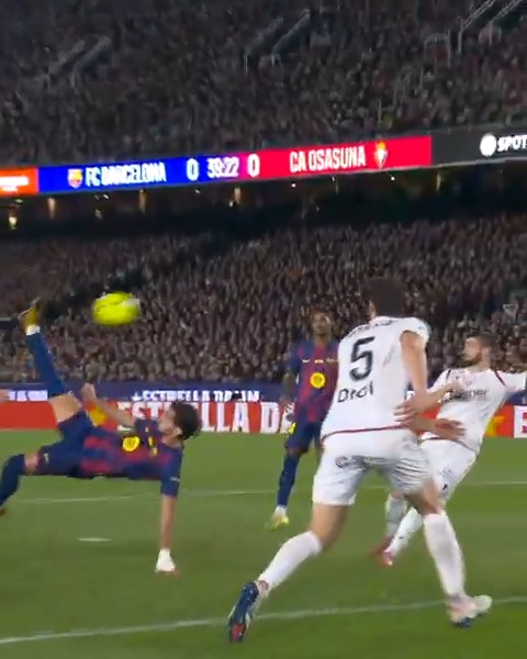 The dribble. The pass. The finish. In the new Camp Nou 🥵🦈