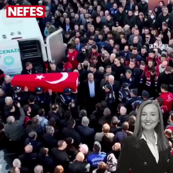 Manisa Başkanı Gülşah Durbay’a veda ediyor.