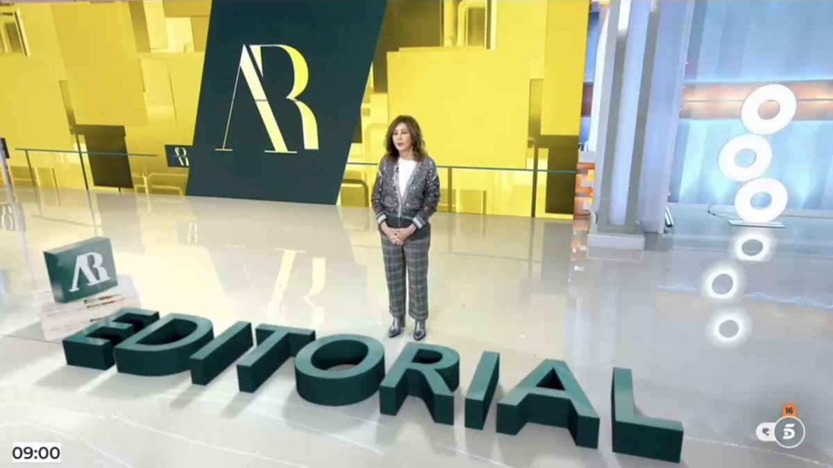 Ana Rosa: "Muy deficiente es la nota del Gobierno este curso político del que hoy va hacer balance el presidente para no dar la cara ante el batacazo que se va a dar el domingo en las elecciones extremeñas, con el primer candidato de la historia imputado".