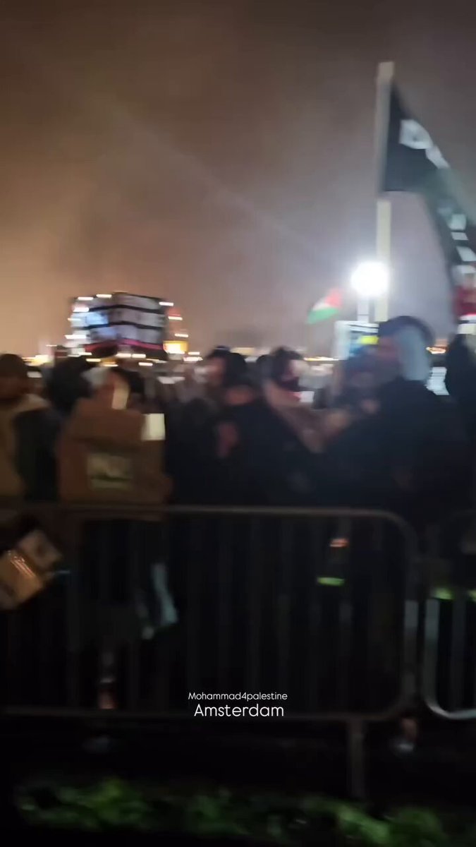 Dutch police brutally assaulted pro-Palestine protesters taking part in a solidarity rally in Amsterdam.