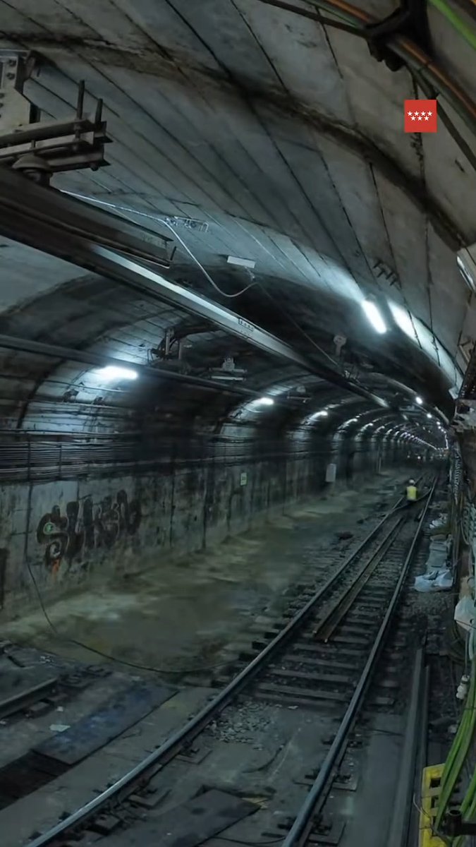 👏 ¡Ya queda menos para la reapertura! 🚇 Así hemos renovado la vía en L6, que volverá a estar operativa en su totalidad el próximo sábado. #ObrasL6 #TrabajamosParaTi #ElMetroDelFuturo