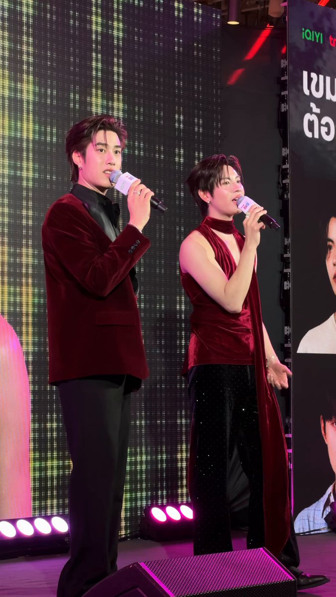 แค่เธอก็พออออออ~ SPHERE GALLERY 2, 2F, EMSPHERE #TruexiQIYIเขมจิราต้องทรู #KhemjiraTheSeries #เขมจิราต้องรอดseries #EMSPHERE #EMDISTRICT #เติ้ลเฟิร์สวัน #TleFirstone