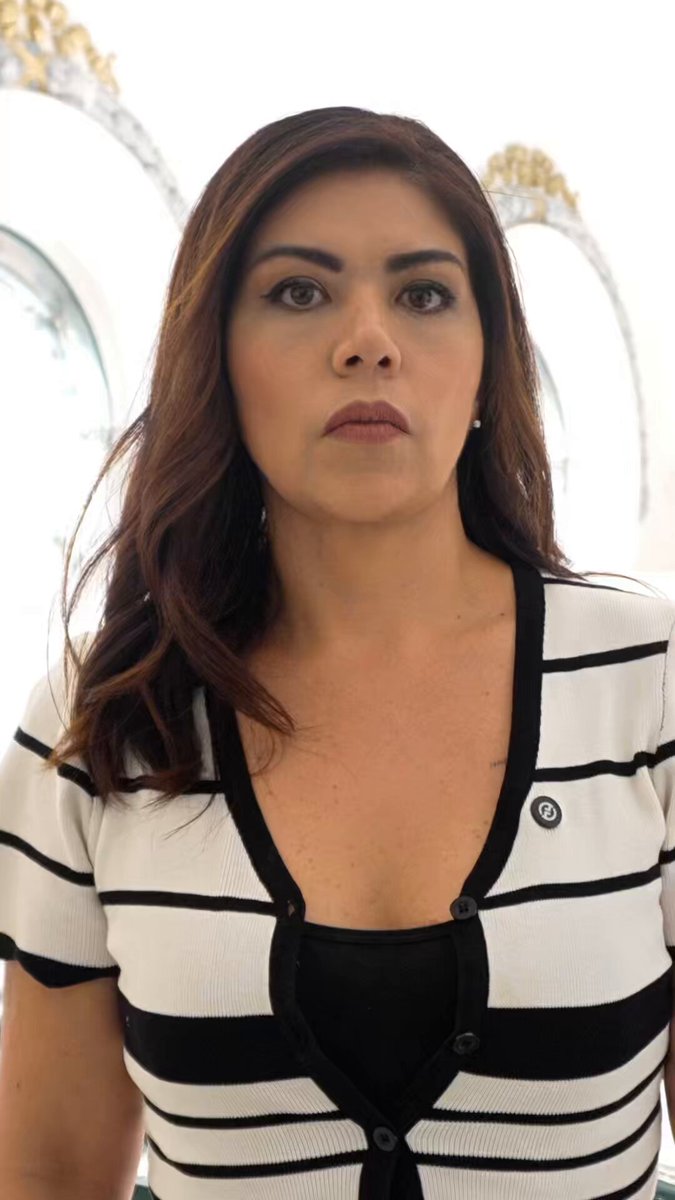 La postura de sobre #Venezuela 🇻🇪 es absurda y ruin. No se puede ser neutral ante una injusticia. Permanecer en silencio ante una dictadura como la de #Maduro, es ser cómplice de ella 👇.