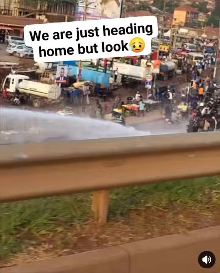 Is this what The Electoral Commission - Uganda Byabakama call peaceful campaign? People are heading home just after NUP campaign rally in Buganda Central but look how those men in uniforms treating ordinary citizens. #FreeUganda🇺🇬 Uganda Police Force Uganda Peoples' Defence Forces why?