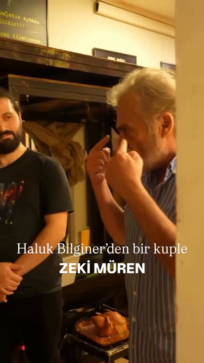 Haluk Bilginer’den "Baba" oyunu kulisinde Zeki Müren performansı.
