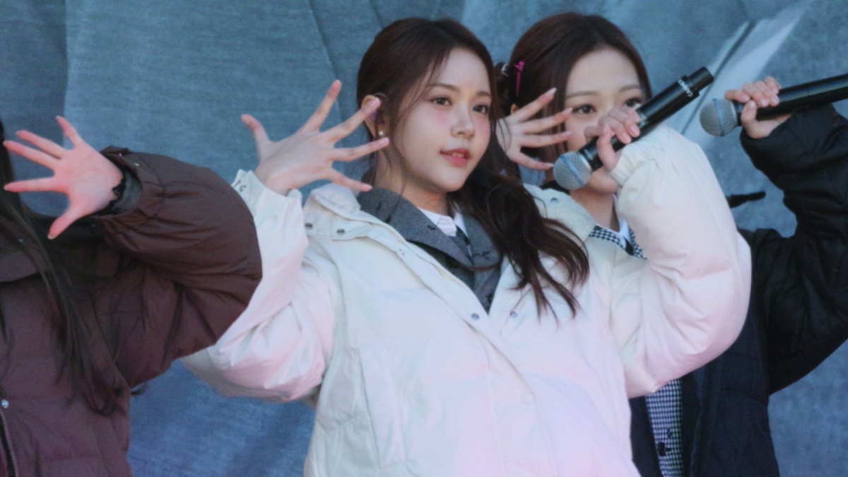 251215 Hearts2Hearts 하츠투하츠 FOCUS CARMEN 카르멘 FANCAM @ DiverCity Tokyo Plaza #CARMEN #카르멘 #Hearts2Hearts #하츠투하츠