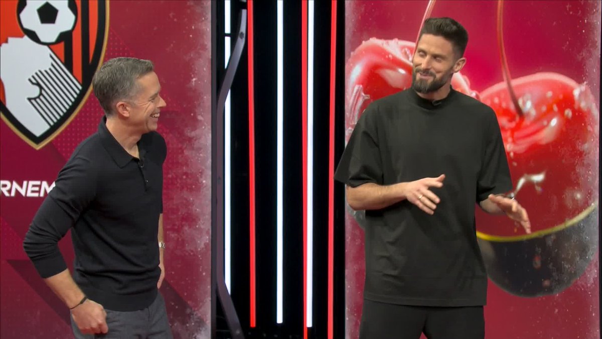 "You cannot put all the pressure on the striker!" 😅 Olivier Giroud has a look at Bournemouth's stats this season 🔍