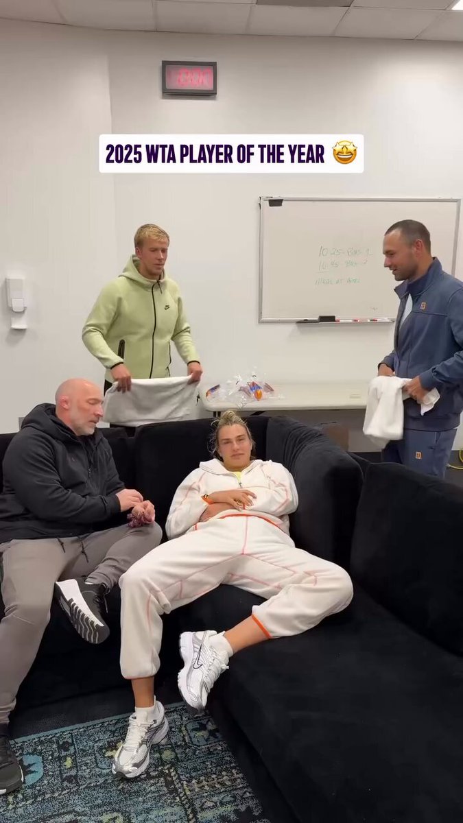 Sabalenka entendió TODO acerca de cómo llegar a la gente para convertirse en la estrella que es. Muchas de las que están arriba en el Top deberían mirarse en ella como ejemplo.