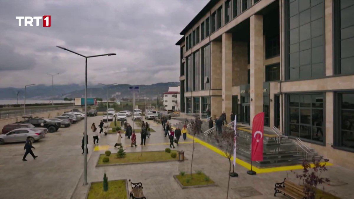 #TaşacakBuDeniz Oruç şerif savaşı başlıyor zarife hicran oruç şerifi yok etme planı başladı yeni shipimiz hayırlı olsun gezep hicran ama asıl tehlikeyi melinayı unutmayın onun şeriften daha tehlikeli olduğunu zamanla anlayacaksınız