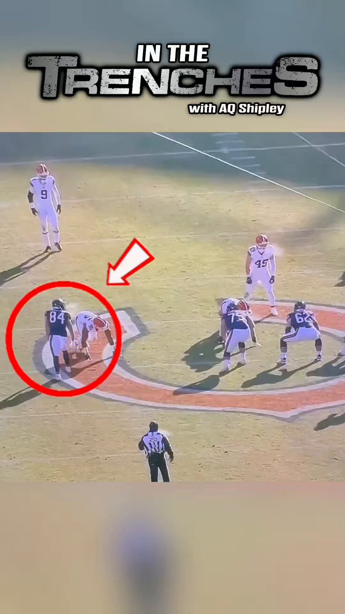 This Is Why You Chip. It Affects The Rusher the Rest of the Game. #nfl #inthetrenches #offense #offensiveline #oline #ol #nflanalysis #coach #coaching #dabears #chicago #bears Chicago Bears Colston Loveland