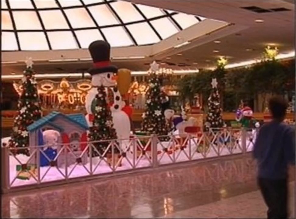 POV: it's christmas before social media took over