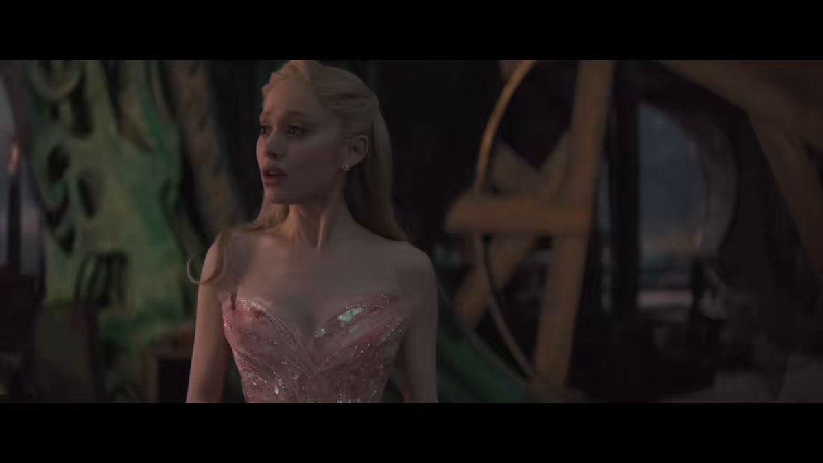 an official clip of ‘A Wicked Finale’ has been posted on Ariana Grande’s socials