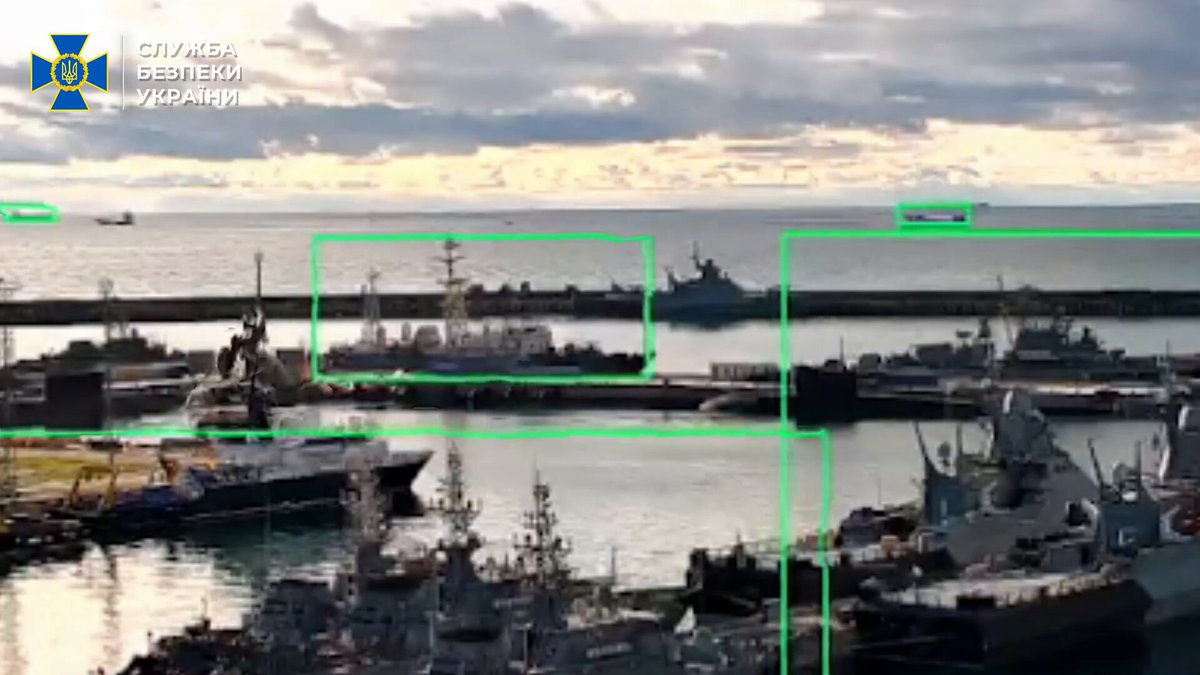 There was a secondary blast after the initial detonation that hit the stern of the sub. You can tell it’s a subsequent blast by looking at the position of the little red boat that’s moving on the right side of the frame.