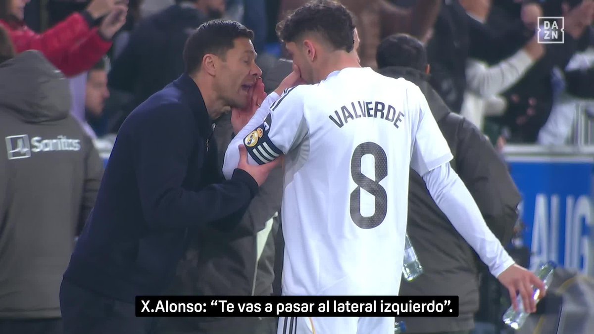 El momento en el que Xabi Alonso situó a Valverde en el lateral izquierdo #PokerFC