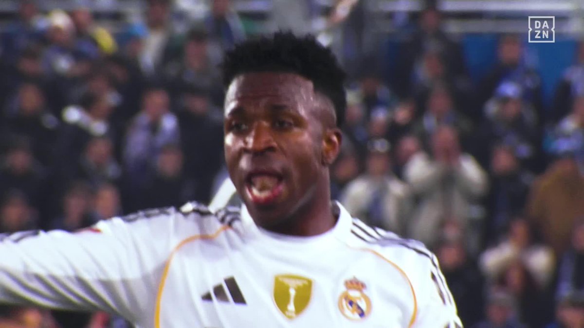 Vinicius, Xabi Alonso y el penalty que pidió el Real Madrid 💥 #PokerFC