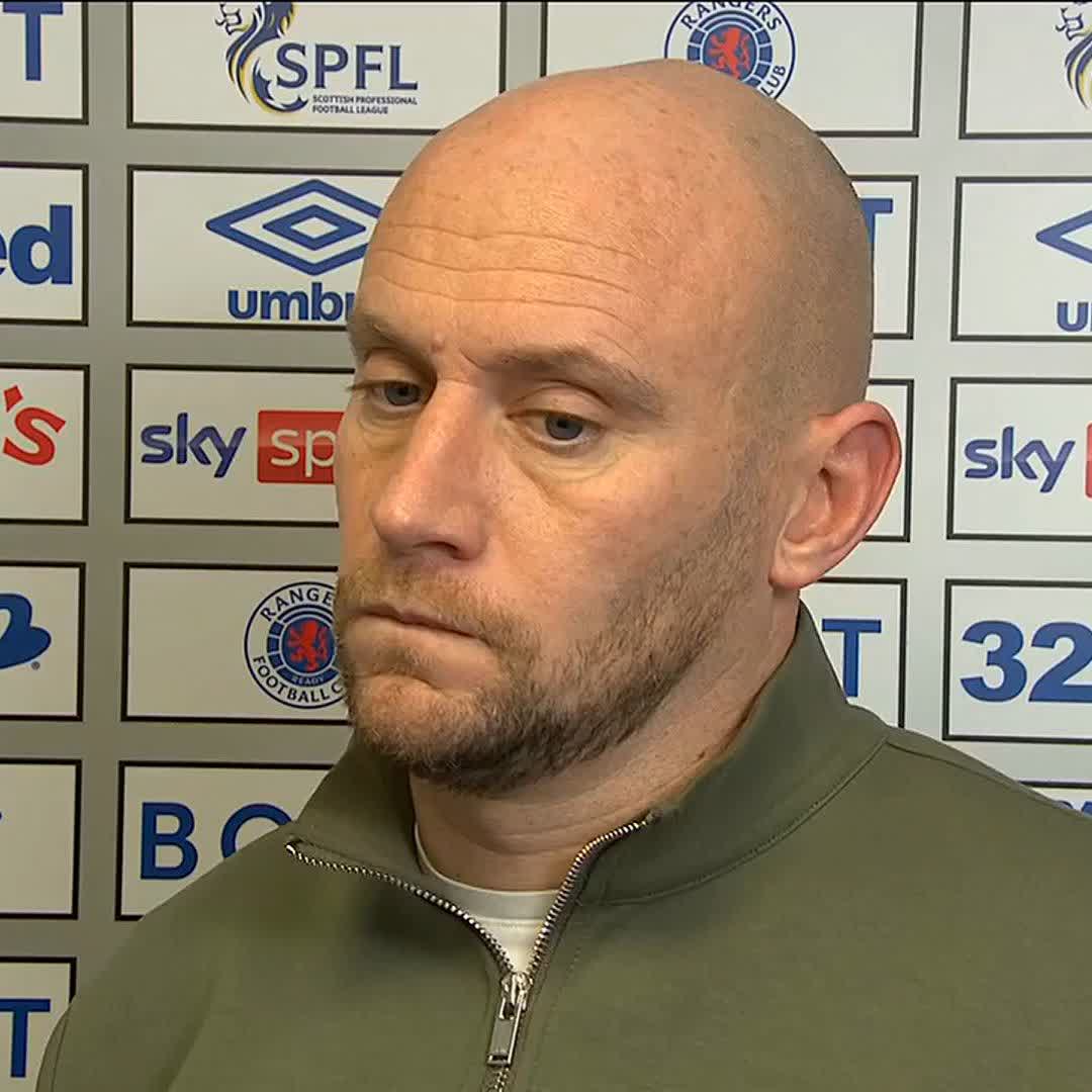 🗣️ “We were very close tonight, had one off the line, a toenail away from potentially getting a penalty…” David Gray reflects on Hibernian's loss at Rangers and their penalty claim, which was dismissed due to an offside ⤵️