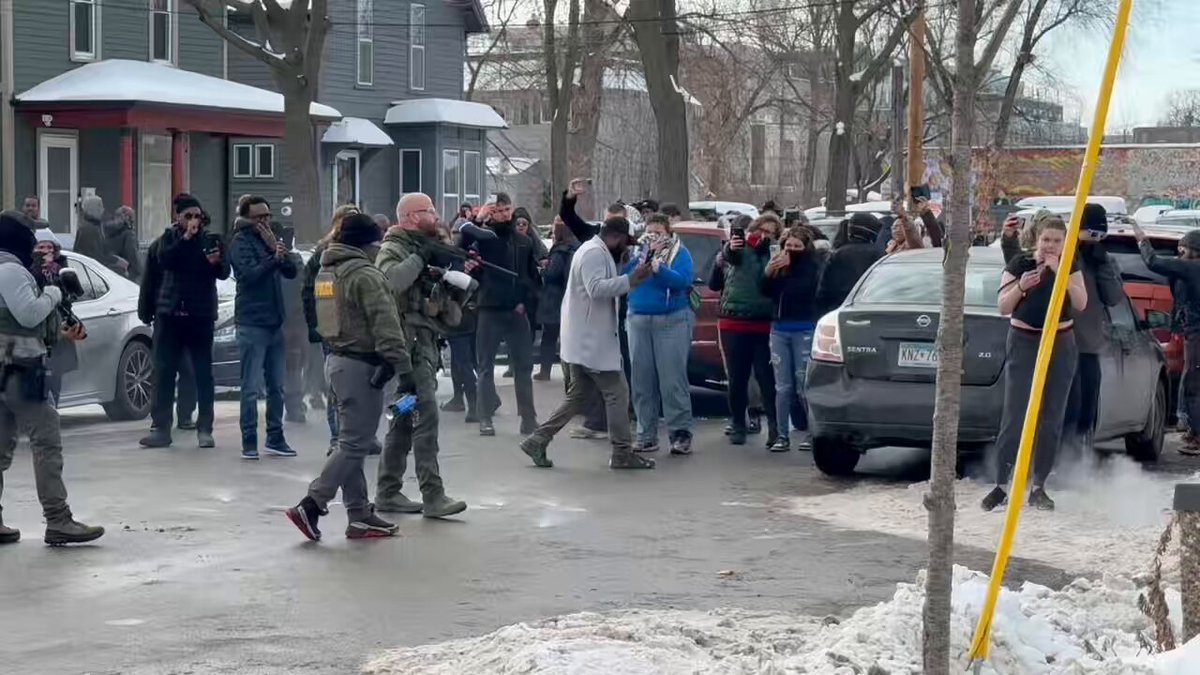 🚨BREAKING: Federal immigration agents in Minneapolis were just forced to resort to using PAINTBALL GUNS as anti-ICE rioters swarmed them. Law and order is here. Deport every last one! Follow: Bo Loudon
