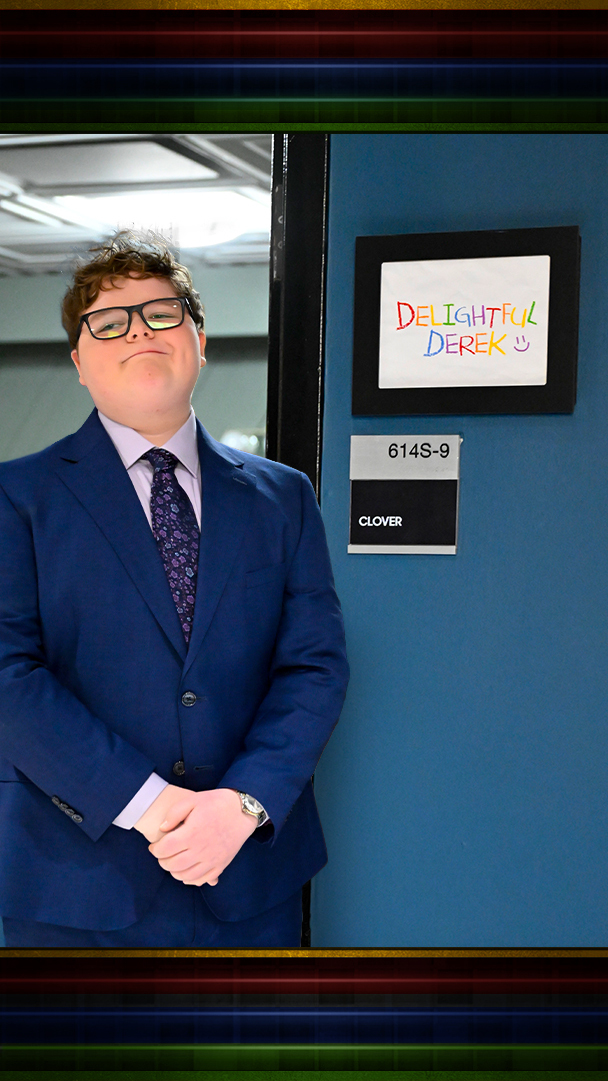Remember, he’s Delightful Derek. 🤣 #JakeConnelly stranger things #StrangerThingsOnFallon #FallonTonight
