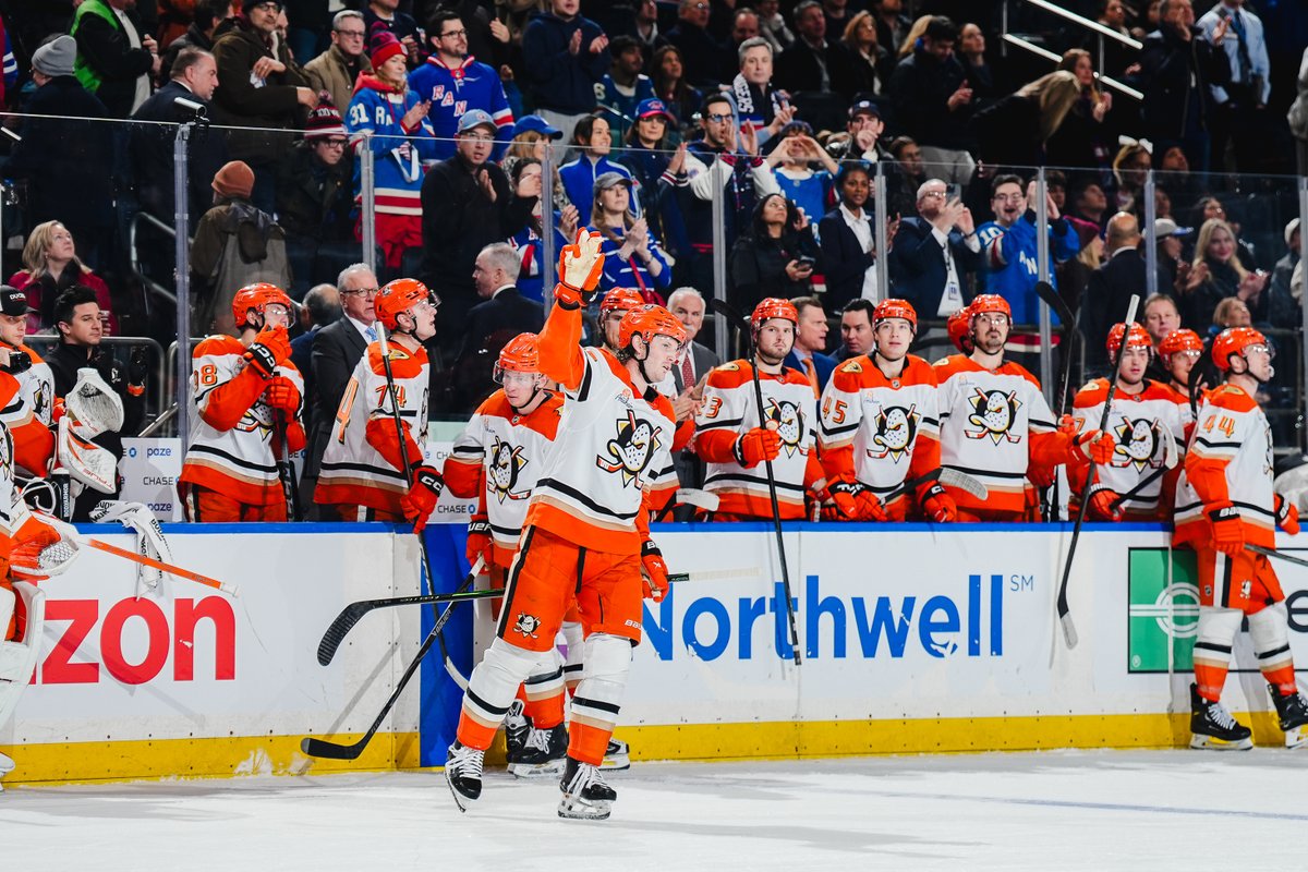 Welcome back, Troubs 💙❤️