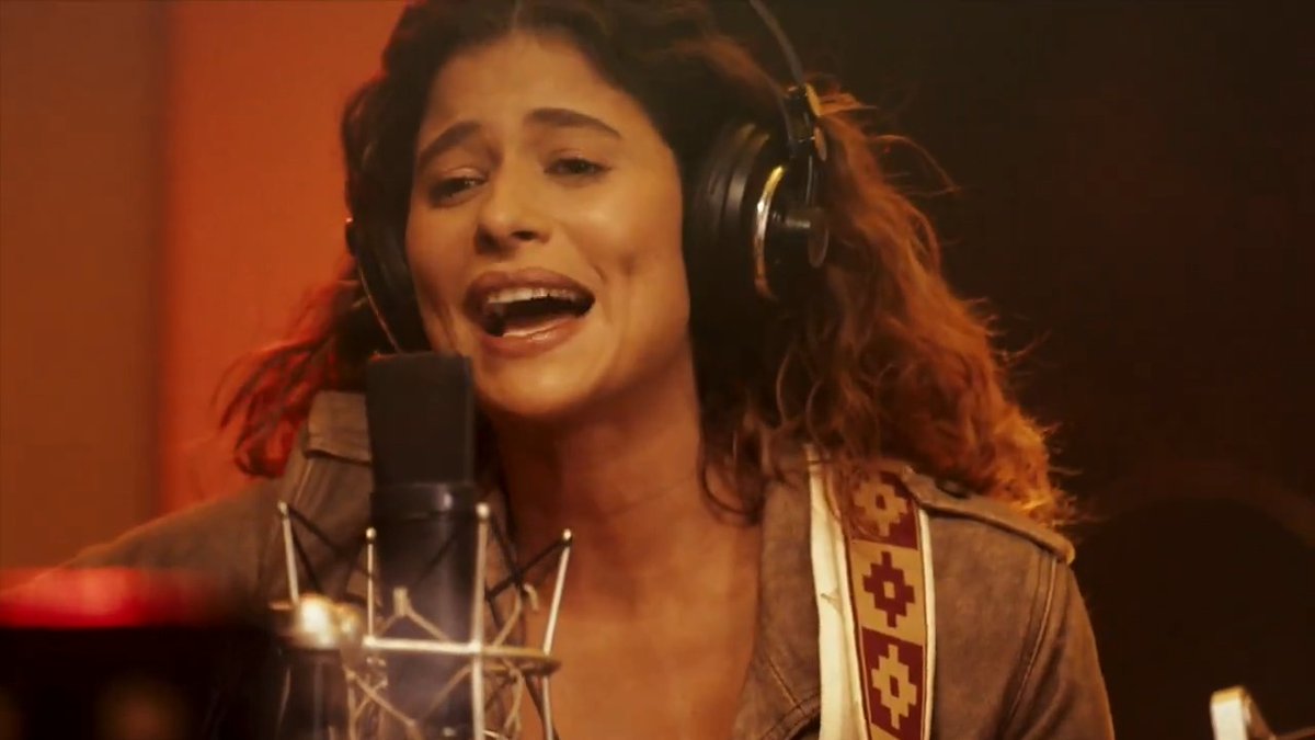 "Desde criança, cantar é sonho... desses que acelera o coração da gente." ❤️ Eu tô apaixonada pela história da Agrado e já quero saber o que mais vem por aí! CHEGA LOGO DIA 12! Sua nova novela das 7, #CoraçãoAcelerado! 😍