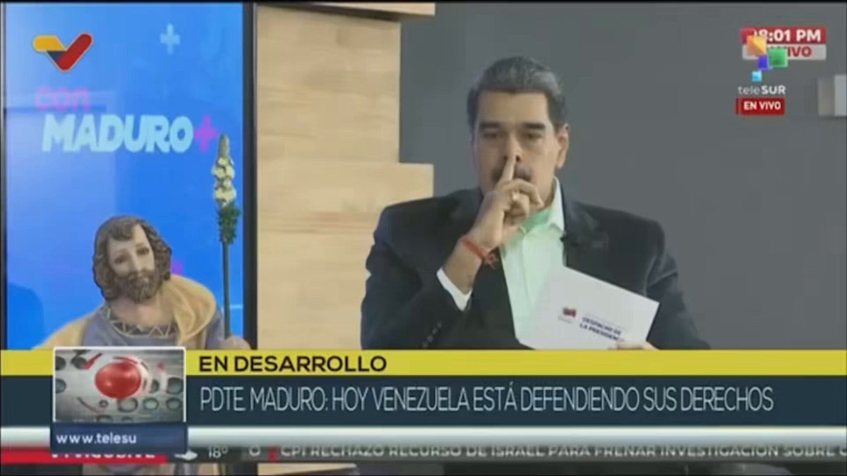 👉🏻 AHORA Nicolás Maduro se refiere a las elecciones en Chile, habla de la traición a las demandas sociales del estallido social y exige al Presidente electo José Antonio Kast, no poner un dedo sobre algún venezolano, explicando además que reforzarán las repatriaciones para todos los que quieran volver.