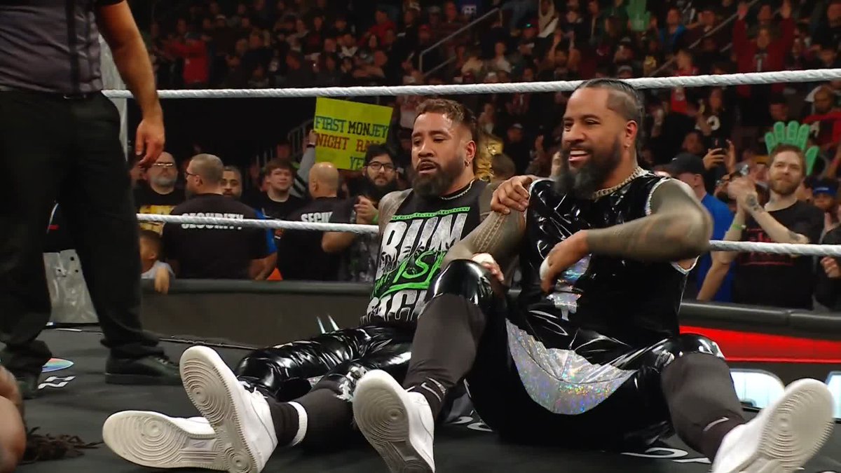 THE USOS ARE SO BACK 🔥