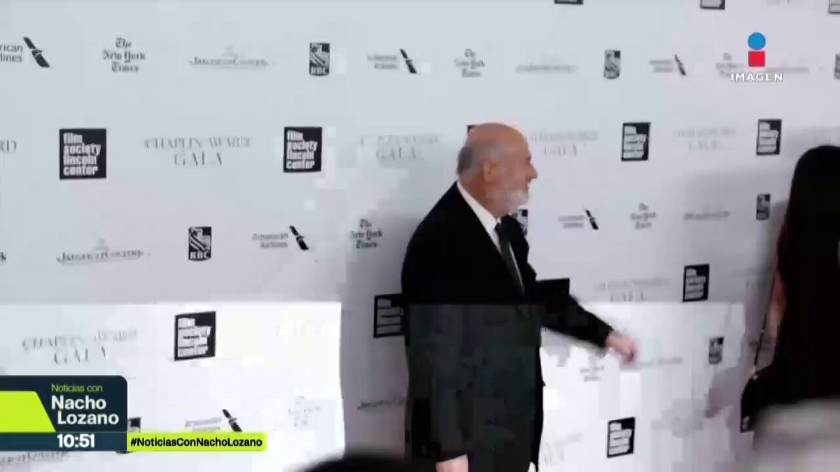 Todo apunta a que el asesino del cineasta #RobReiner y su esposa Michelle en Los Ángeles, #California, fue su propio hijo, Nick Reiner. El sábado, la familia habría estado junta en una cena de Navidad donde habrían tenido una discusión. Un asesinato que ha conmocionado prácticamente a todo el mundo:
