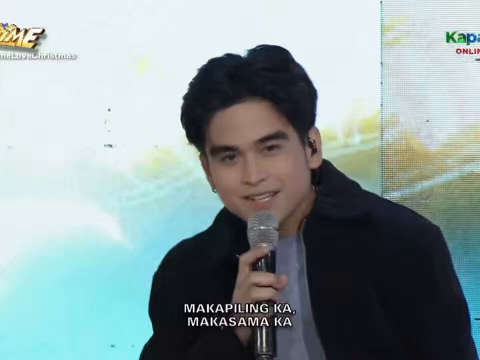 i will forever thank kikay for pushing will to sing inside bnk and exposing his talents to everyone because just look at his talent "si will, si will kumakanta, kumakanta siya ate klang!" huhu thank u bianca!!! SAVIC SHOWTIME SA WILLBInondo