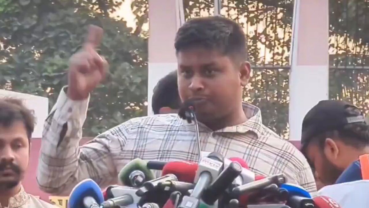🚨Bangladesh provokes India again! Bangladesh National Citizen Party (NCP) leader Hasnat Abdullah threatens India to separate India and india's Seven Sisters by sheltering militants in Bangladesh and providing them with training and weapons. The speech stated that, Those separatists who are in India will be given shelter in Bangladesh, and they will then break up India.