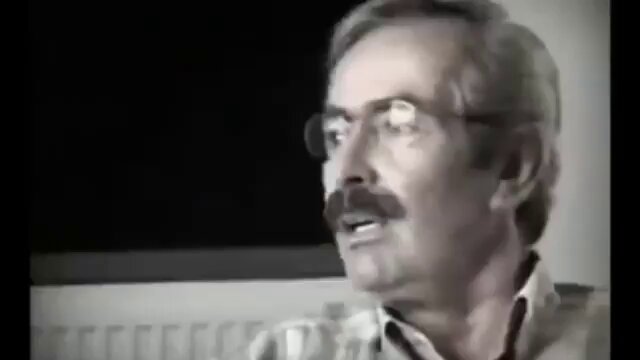 1915-20'lerde Maraş'ta yaşayan Ermenilerin mallarına, mülklerine konanlar, 1978'de Alevileri bir taraftan katlederken diğer taraftan onların evleri yağmalayan çapulculardı. Muhtemelen aynı kişilerdi. Ya da onların çocukları. Öldürdüğünüz Alevilerin malları size helaldir, denilerek onlara ganimet vaat edilmişti. #MarasSoykırımı