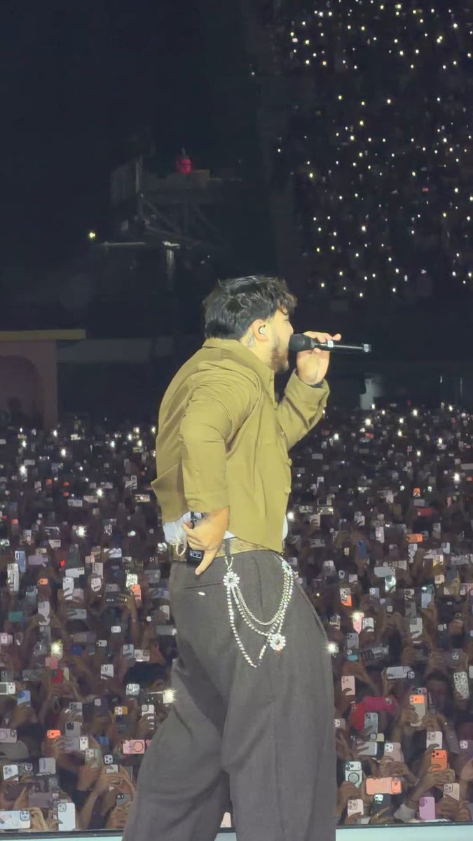 Grupo Frontera fue el artista sorpresa en el 4to concierto de Bad Bunny en México, entraron al escenario cantando UN X100NTO 🇲🇽