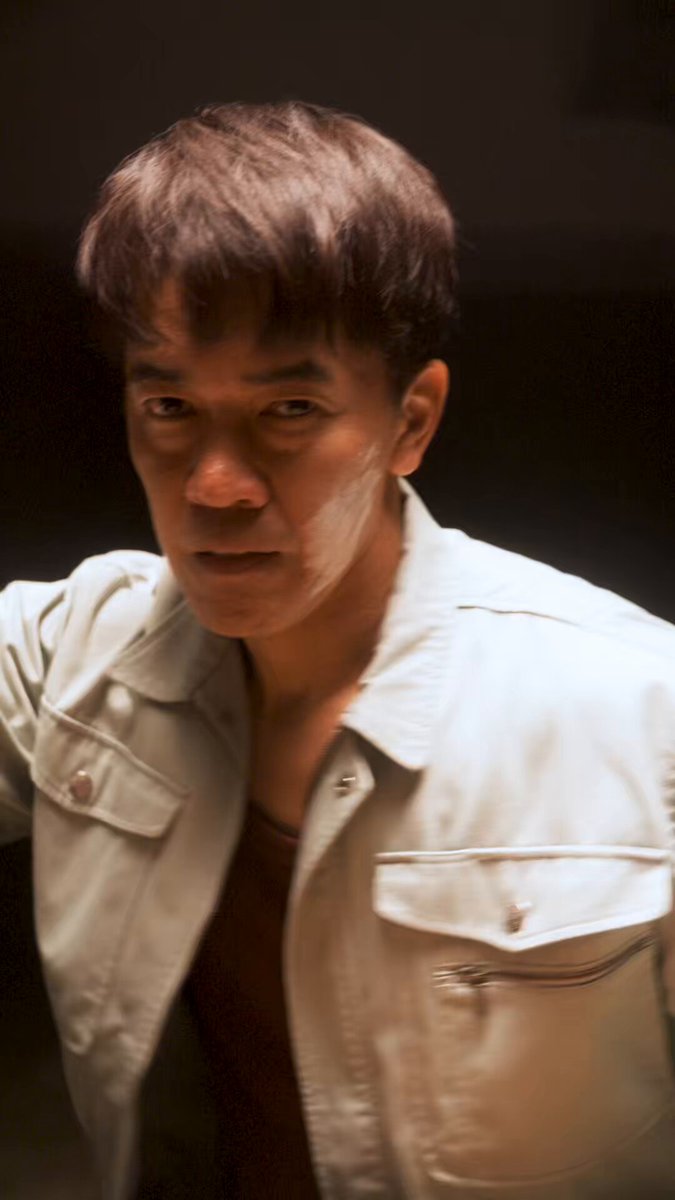 SWIPEDRAMA『ザ・スラップ』 12/21（日）限定でCONEXT THEATER (コネクストシアター) にて上映⚡️ コラボキャンペーン記念として、 SWIPEDRAMAアプリでは 12/17(水) 〜 12/21(日) 11話 → 26話まで無料話大増量🔥 続きは、劇場でイッキ見！ #ザ・スラップ #スワイプドラマ #コネクストシアター