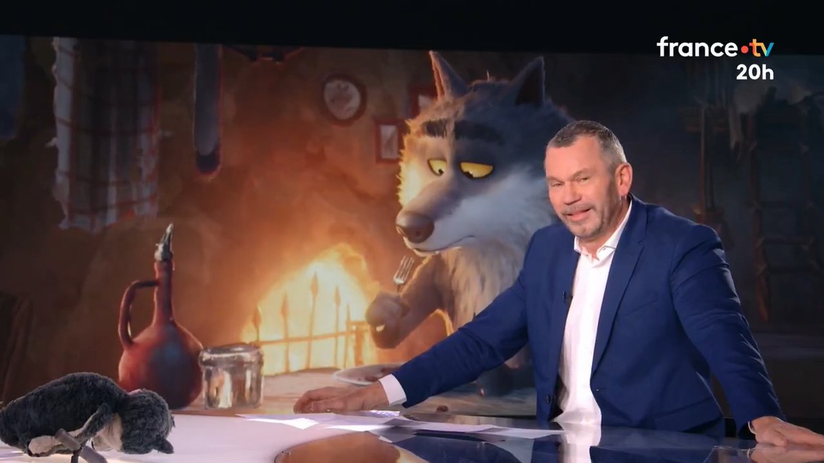 🇫🇷🐺📺 "On va dépasser le milliard de vues cette semaine". Thierry Cotillard (Intermarché) a apporté à Léa Salamé la peluche du loup devenu célèbre lors du JT de France 2.