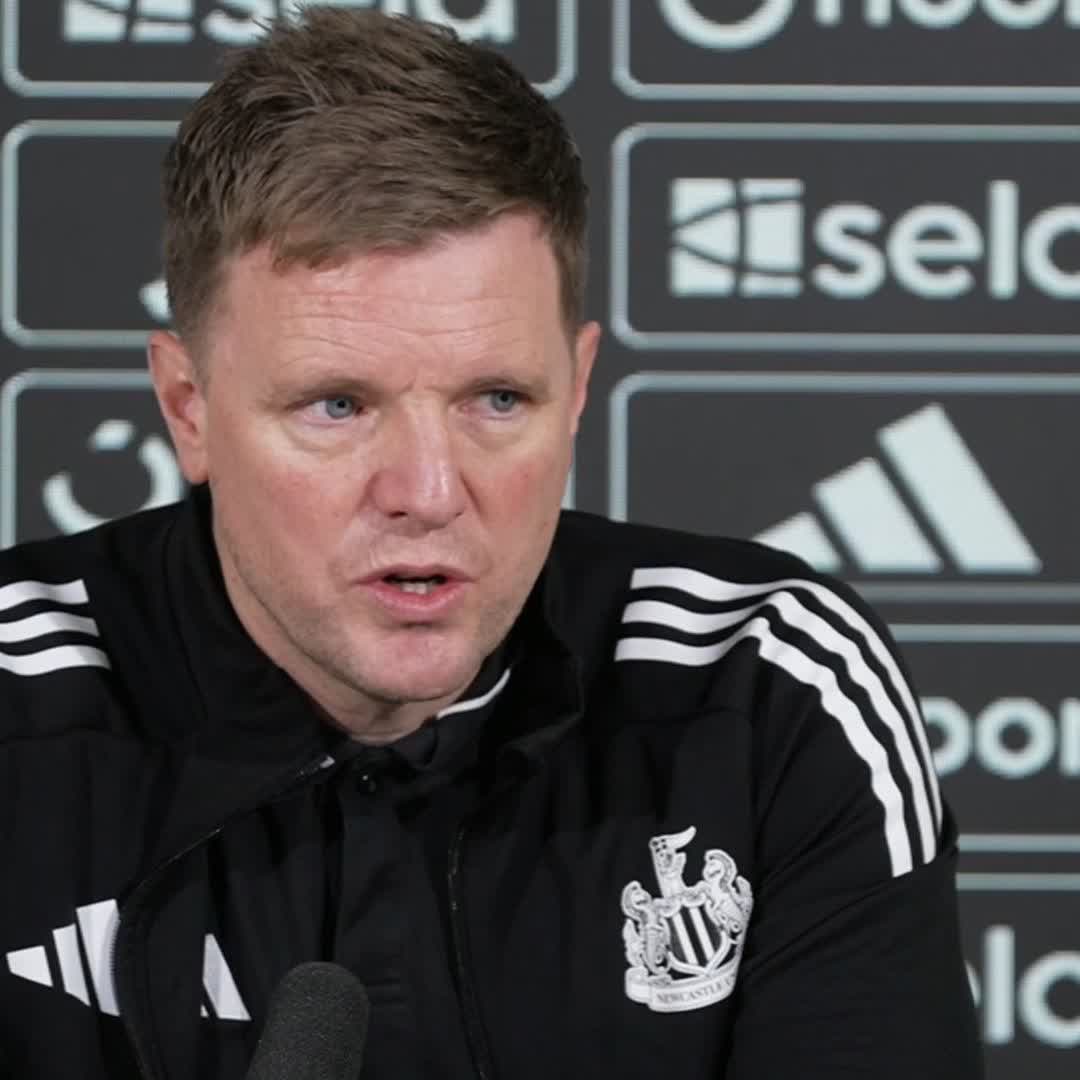 Newcastle boss Eddie Howe says defender Dan Burn will be out for four to six weeks with a rib and lung issue after coming off injured against Sunderland 🚨