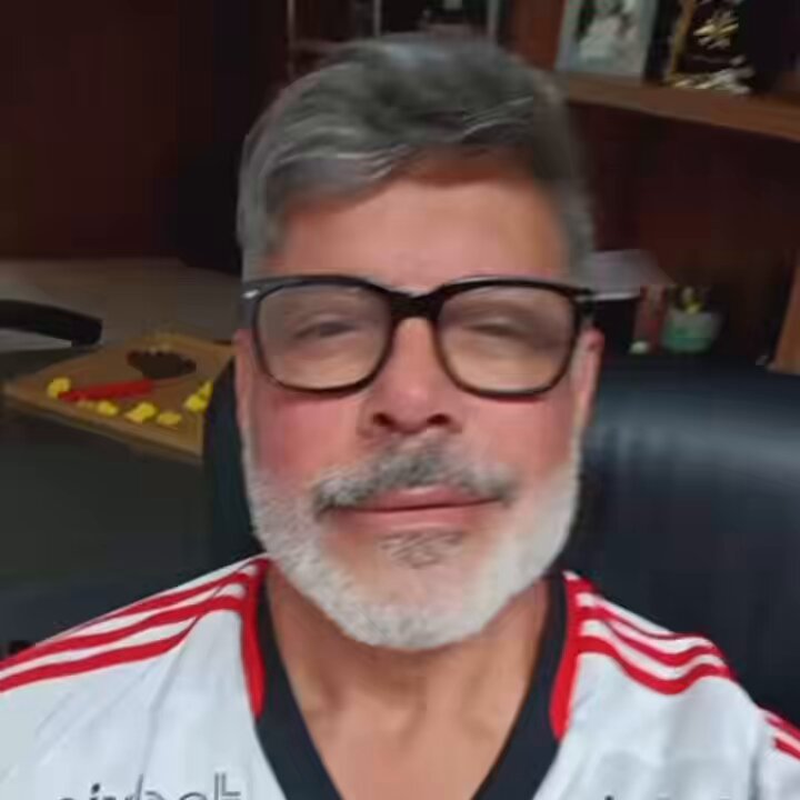 Alexandre Frota detona Zezé Di Camargo: “Reconheço que, desde a sua chegada, você tem pouco acesso à informação, pouca cultura e pouco conhecimento. E esse vídeo mostrou o seu total desconhecimento.”