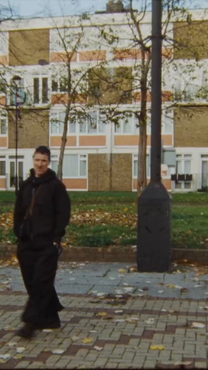 Sleaford Mods have shared their latest single ‘No Touch’ featuring Sue Tompkins of RT alumni Life Without Buildings . Watch the video directed by Academy Award Winner Andrea Arnold (American Honey, Bird, Wuthering Heights) -