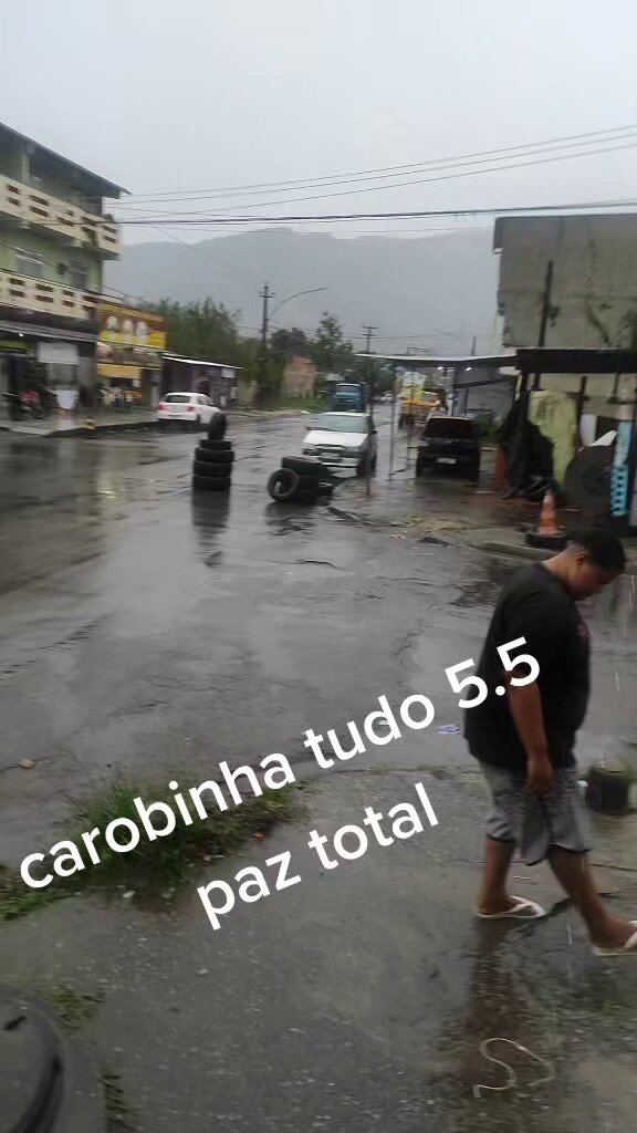 Carobinha 🖐️
